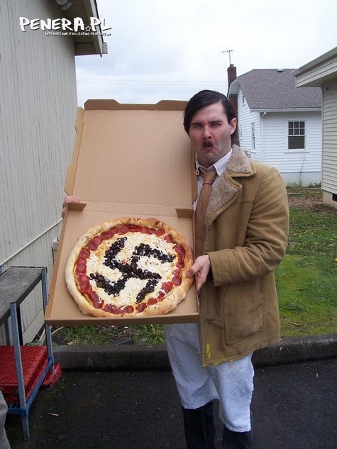 Hitler pizza